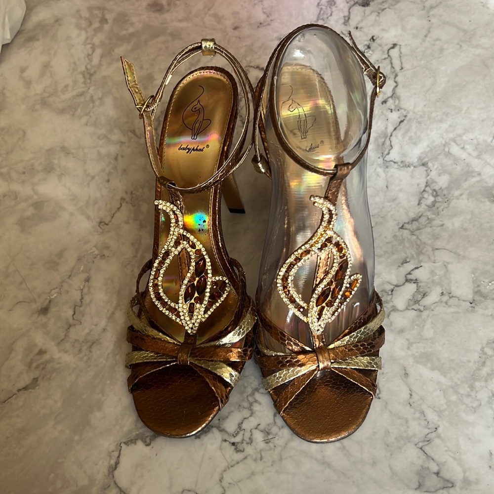 Vintage baby phat sandals